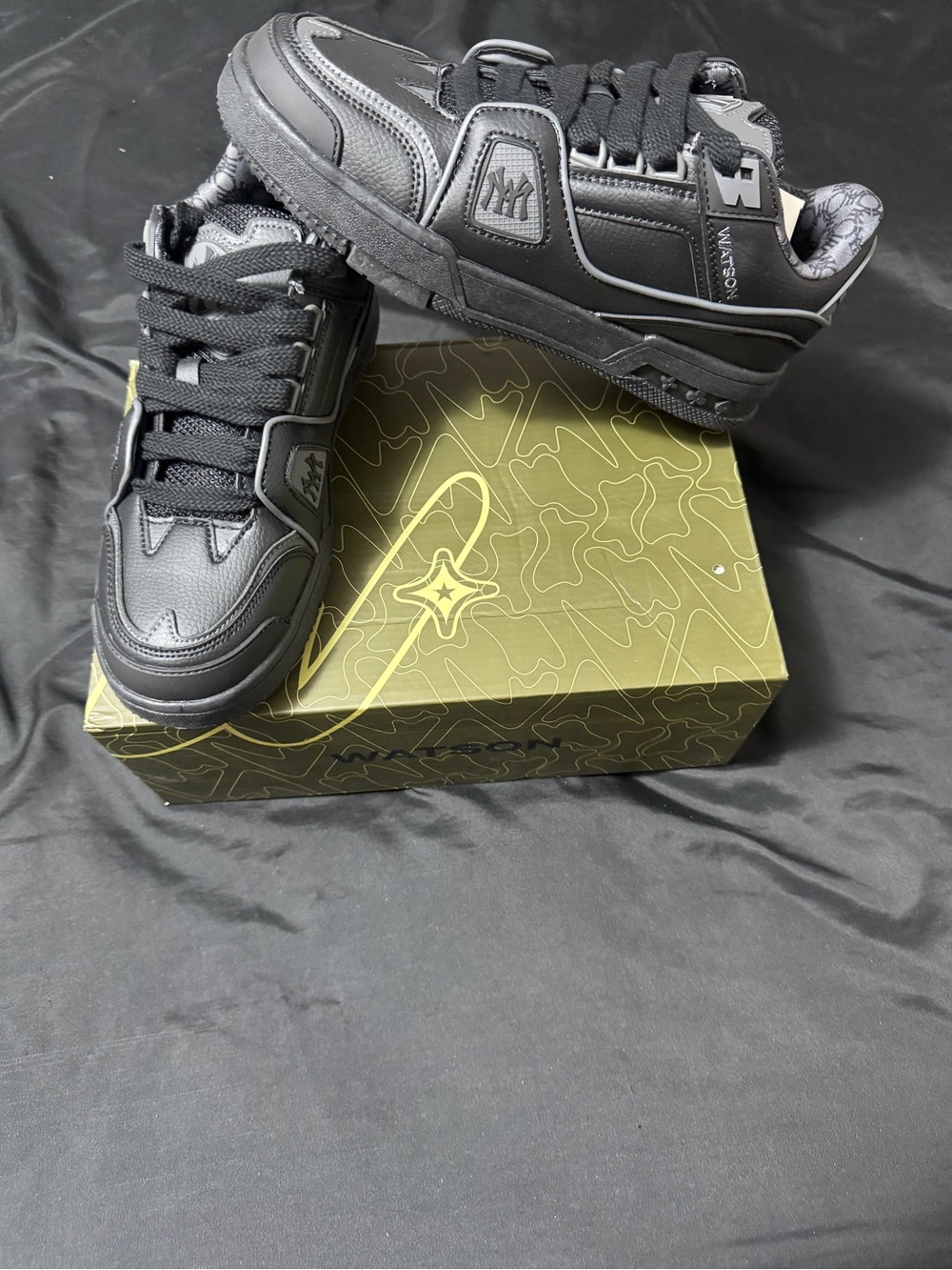 Men's Black Low-Top Sneakers - Watson